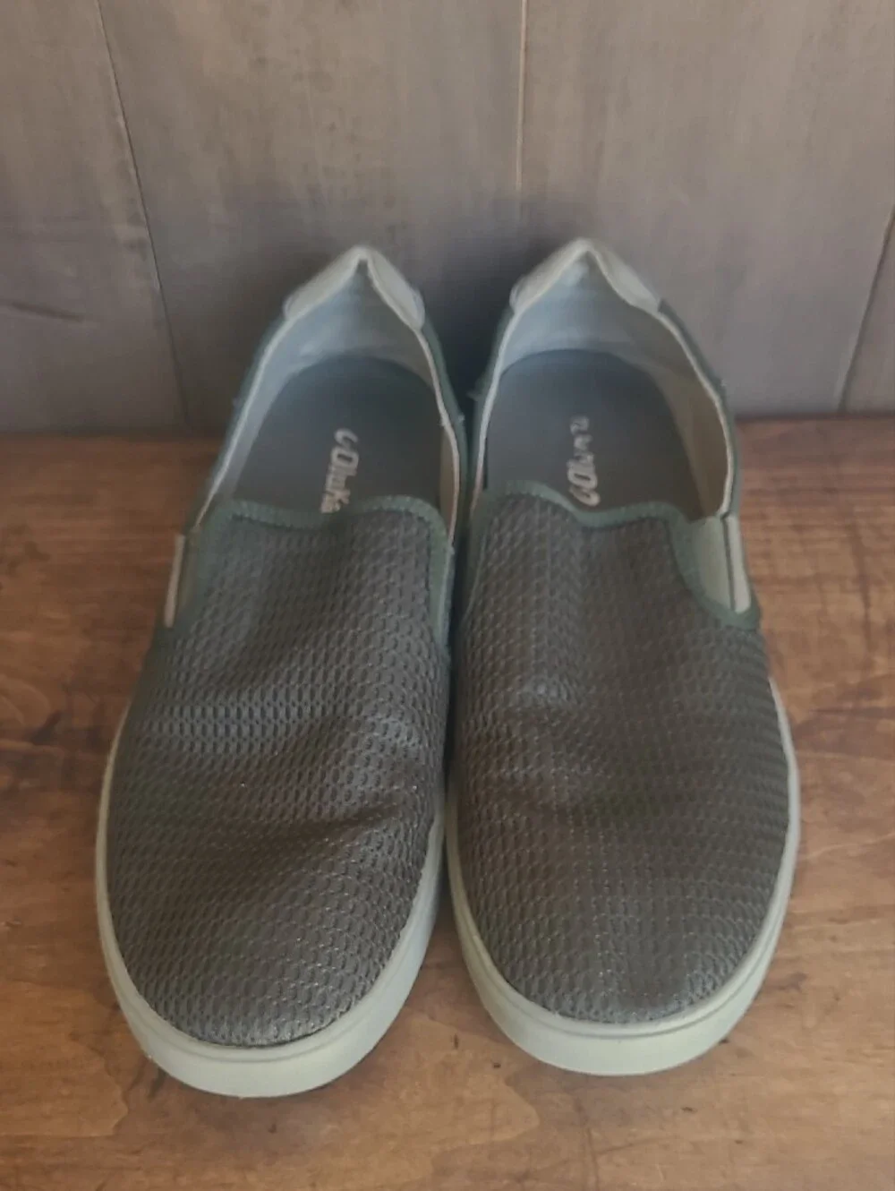 EUC OluKai Sneakers Men's sz 11 Lae'Ahi Olive Green Mesh Slip On Drop In Heel Sh